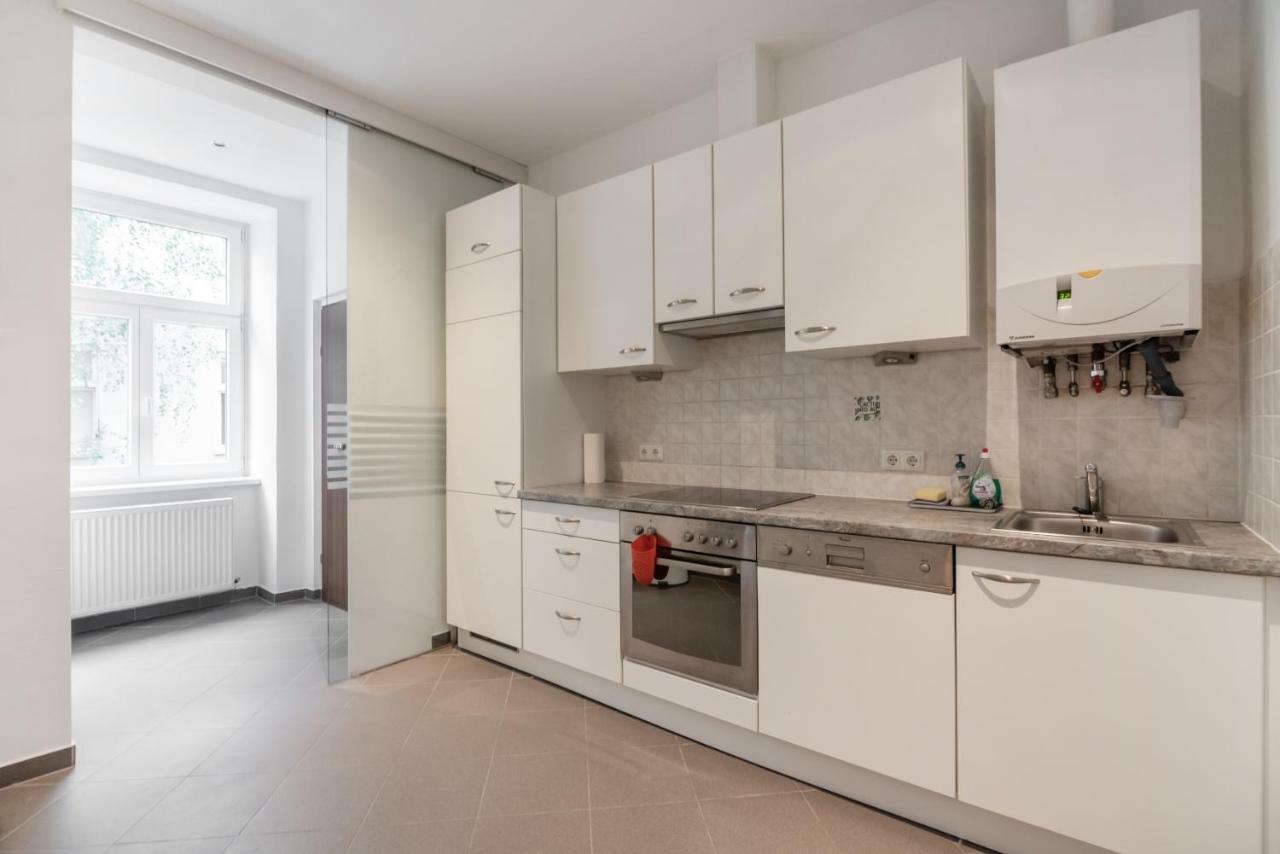 Universum Apartment 2 เวียนนา ภายนอก รูปภาพ